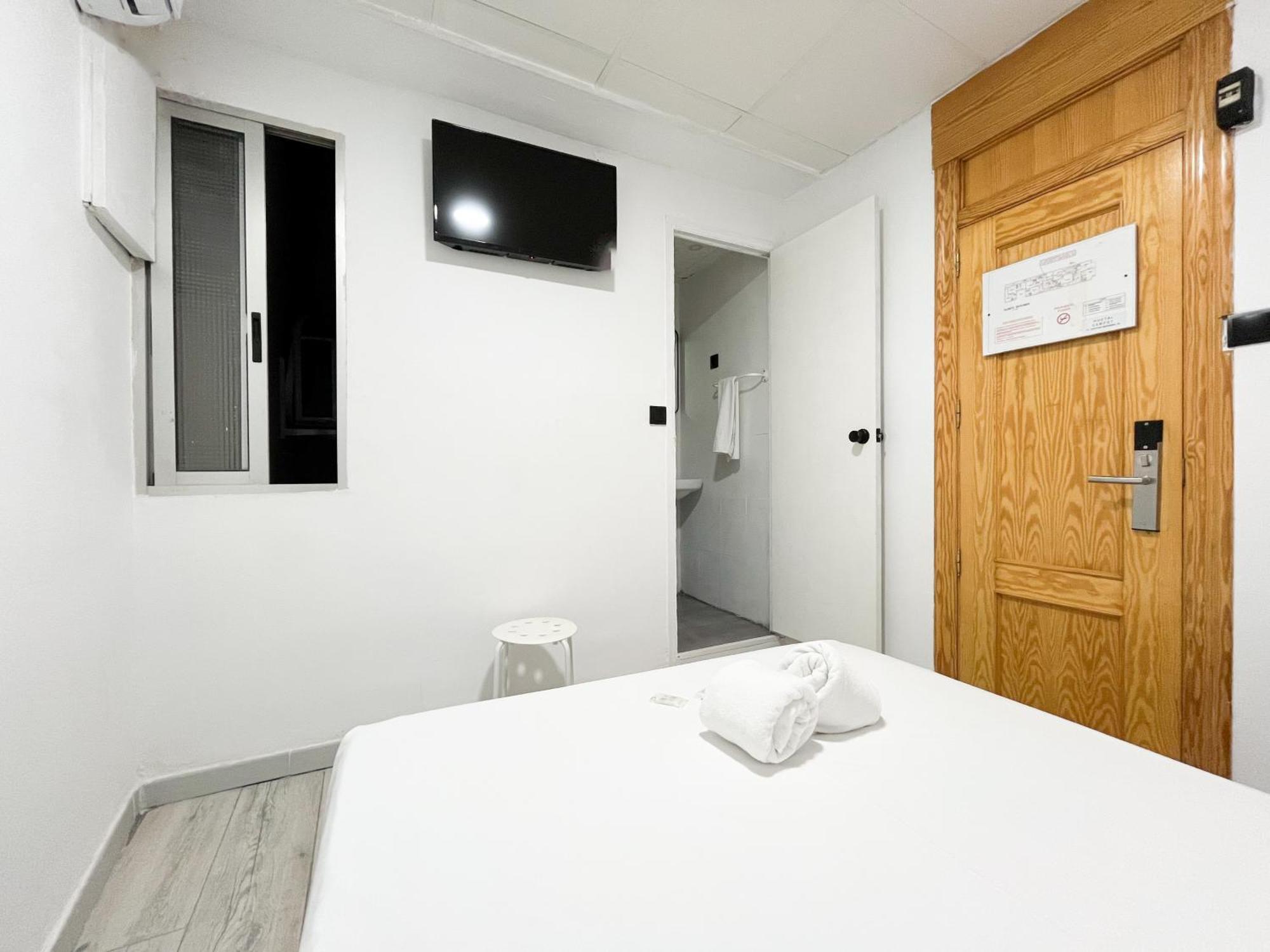 Sleep&Go Hotell Alicante Eksteriør bilde